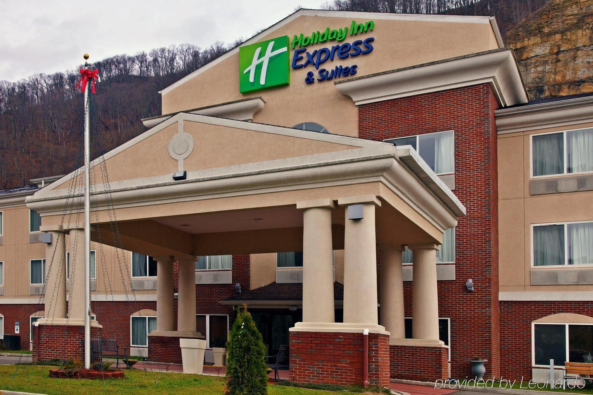 Holiday Inn Express & Suites Logan, An Ihg Hotel Kültér fotó